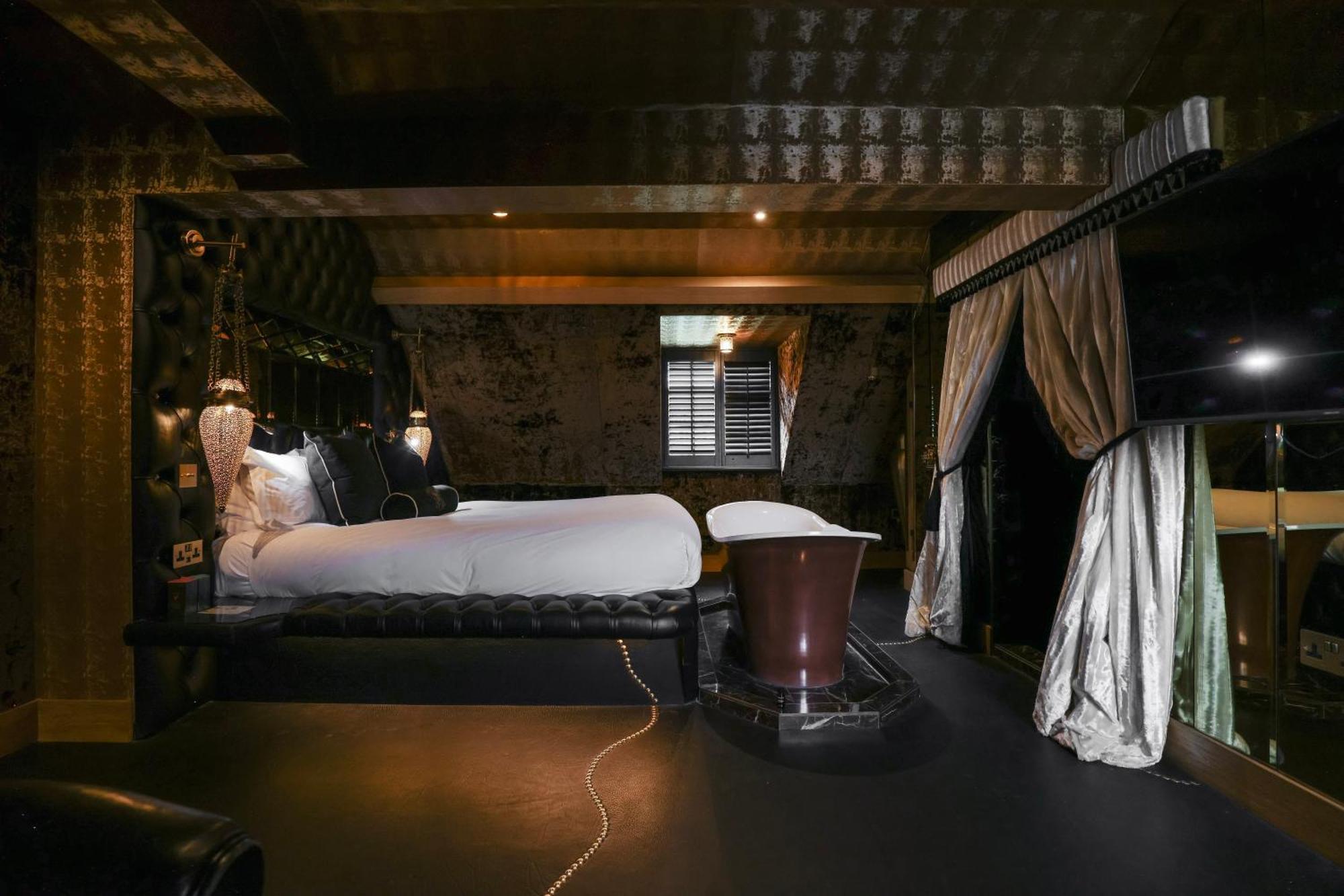 Crazy Bear Hotel
