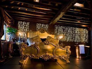 Hotel Crazy Bear Beaconsfield